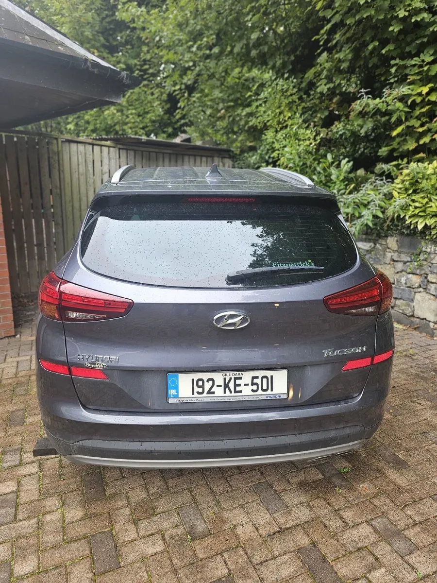 Car - Image 3