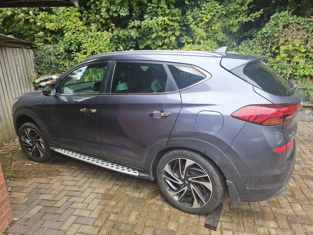 Car - Image 4