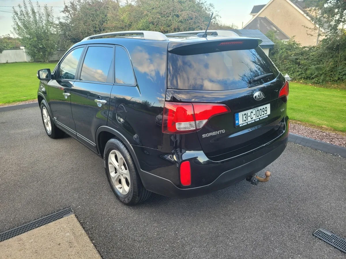 7 SEATER ...KIA SORENTO 4WD - Image 3