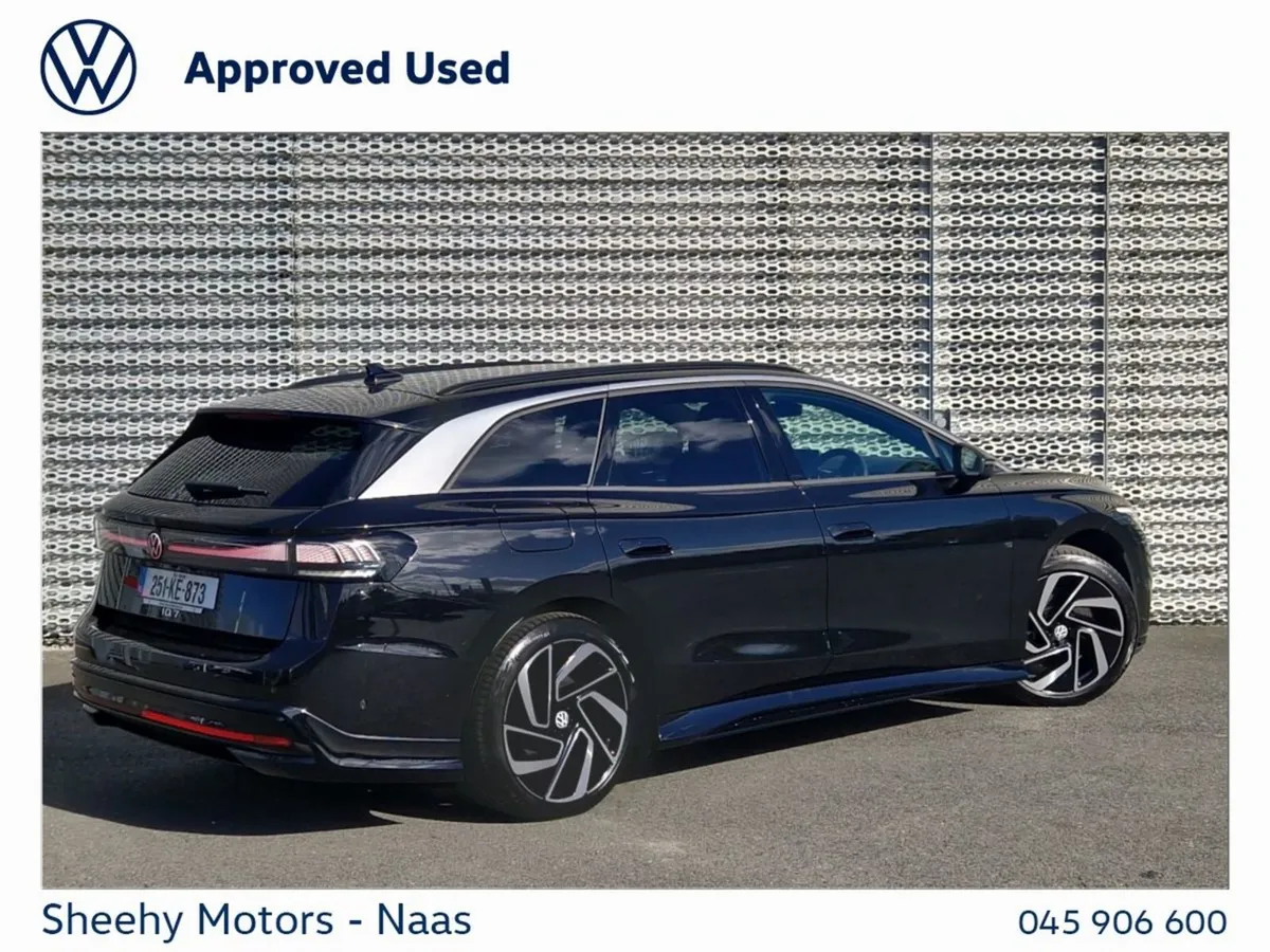 Volkswagen ID.7 Tourer Pro Plus 77kwh Ex-demo - Image 4