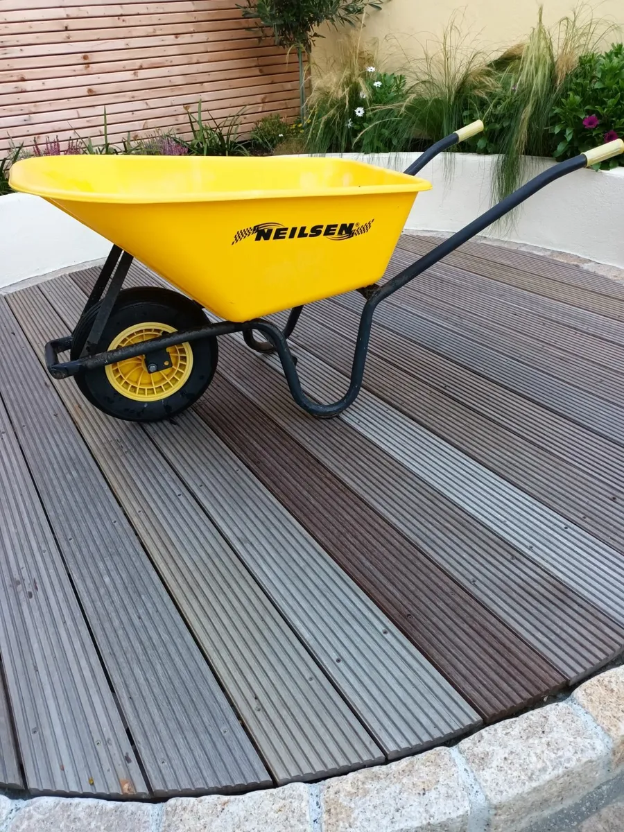 Wheelbarrow (Neilsen) 90 litre /160 kg capacity - Image 2