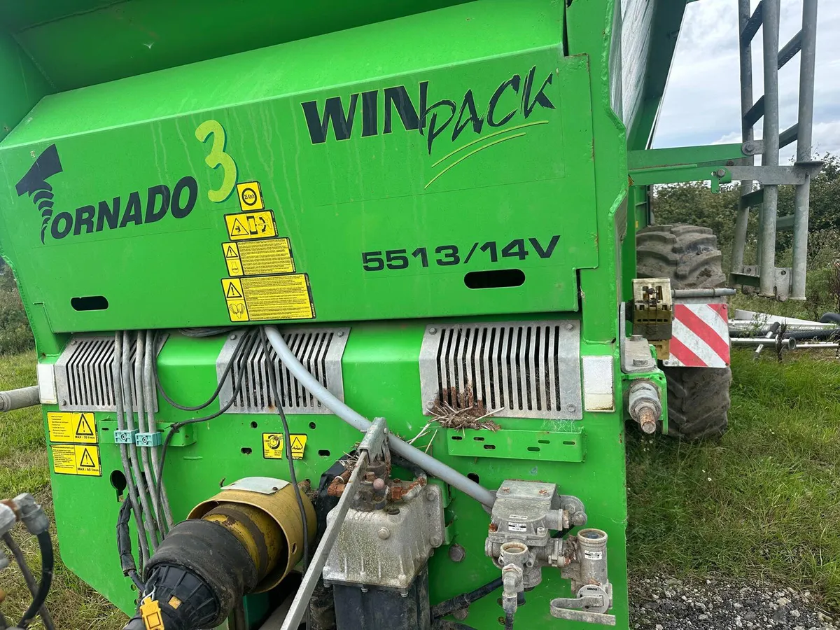 Used Joskin Tornado 3 Rear Discharge Muckspreader - Image 3