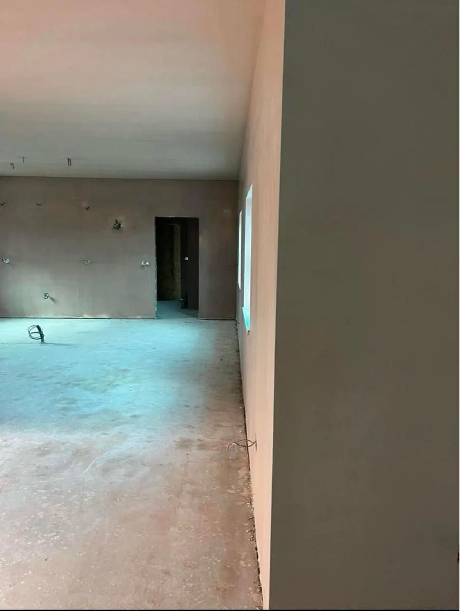 Plasterer available - Image 1