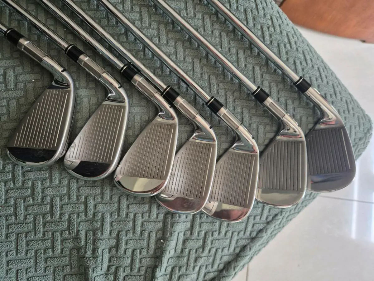 Taylormade M6 Irons. Excellent Condition 5 -SW - Image 1