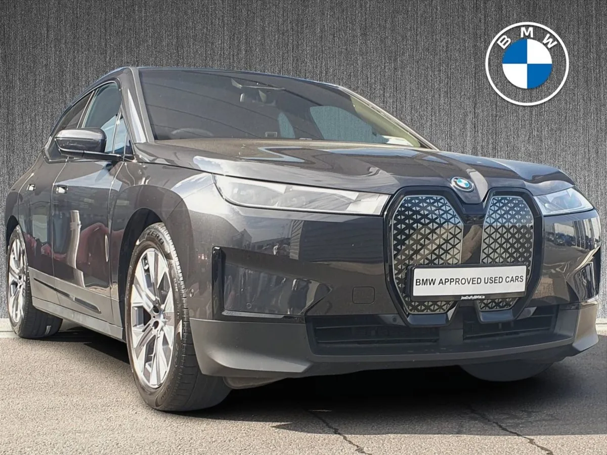 BMW IX Xdrive40 Sport - Image 1