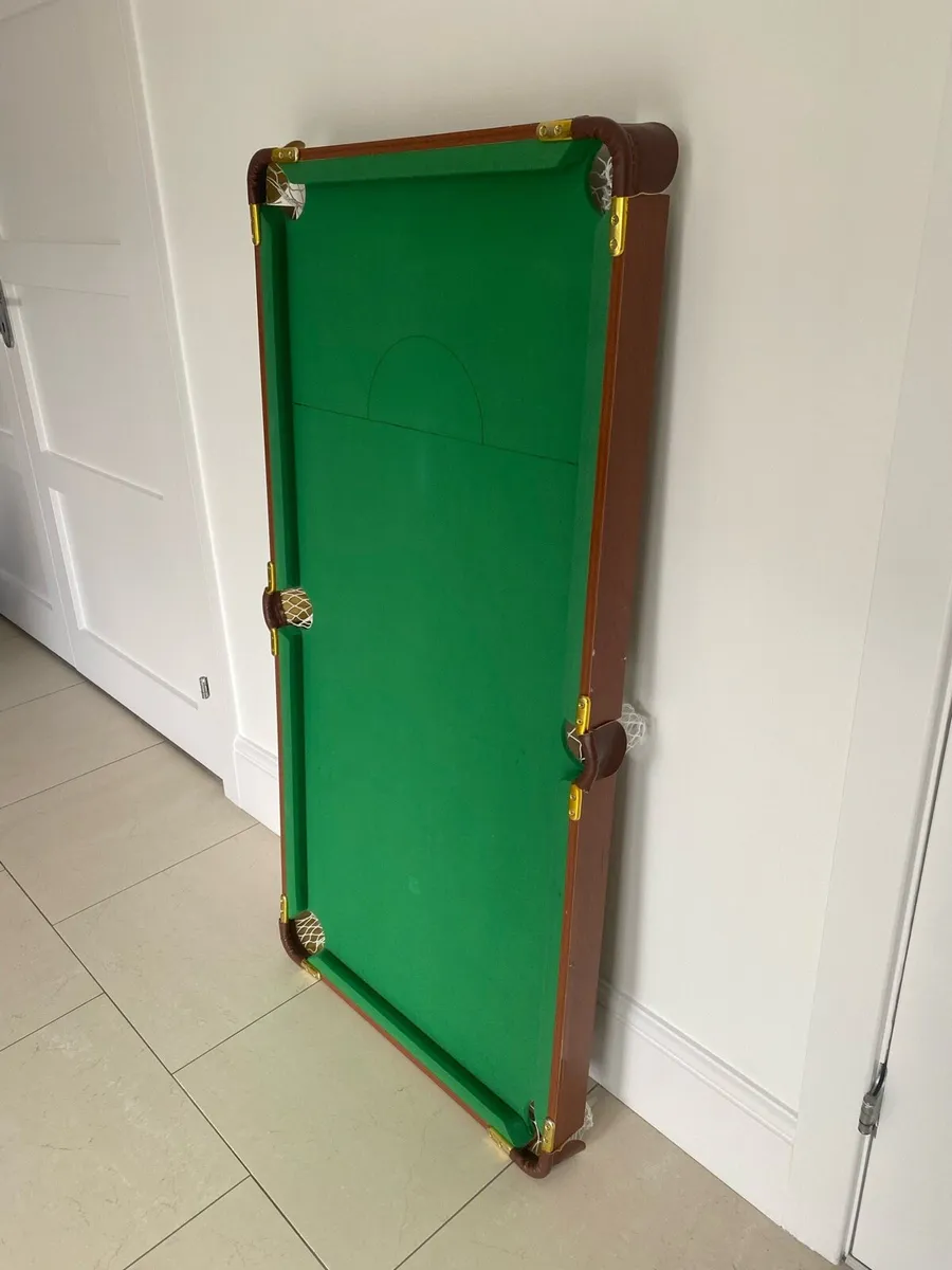 Kids 2x4 pool table. - Image 4