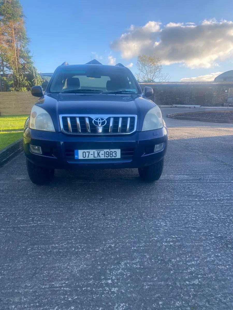 2007 spotless toyota landcruiser - Image 2