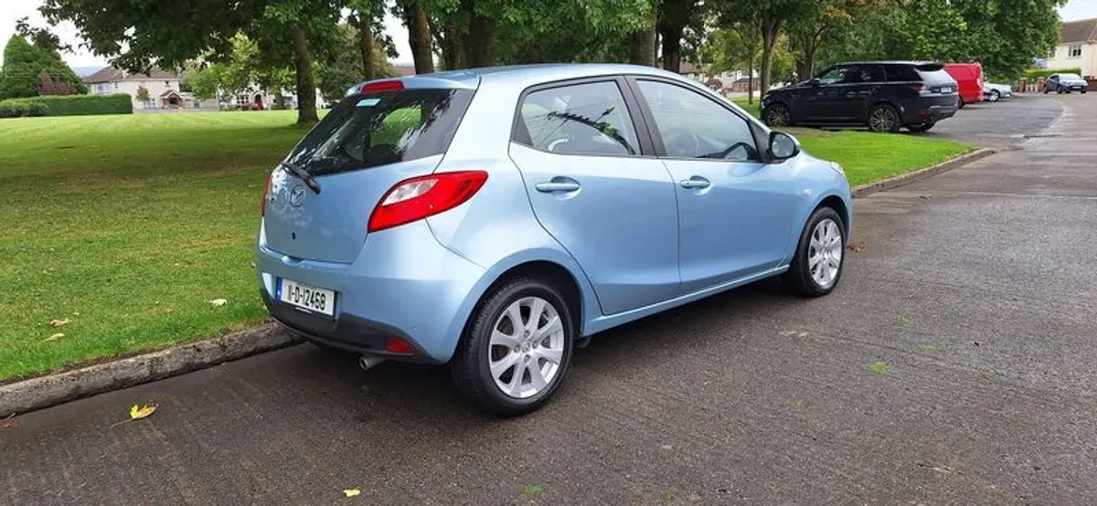 2011 Mazda Mazda2 - Image 4
