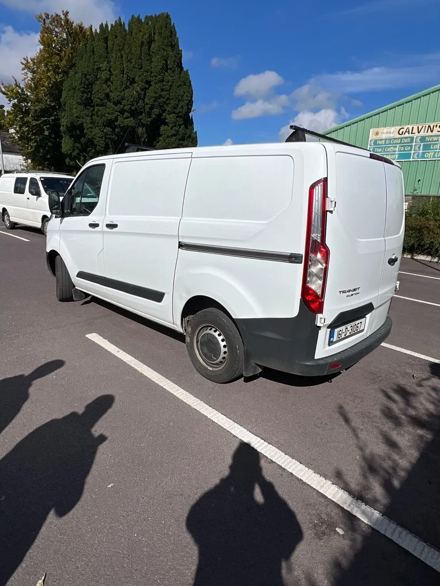 Ford Transit Custom - Image 2