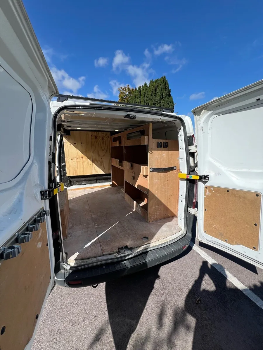 Ford Transit Custom - Image 4