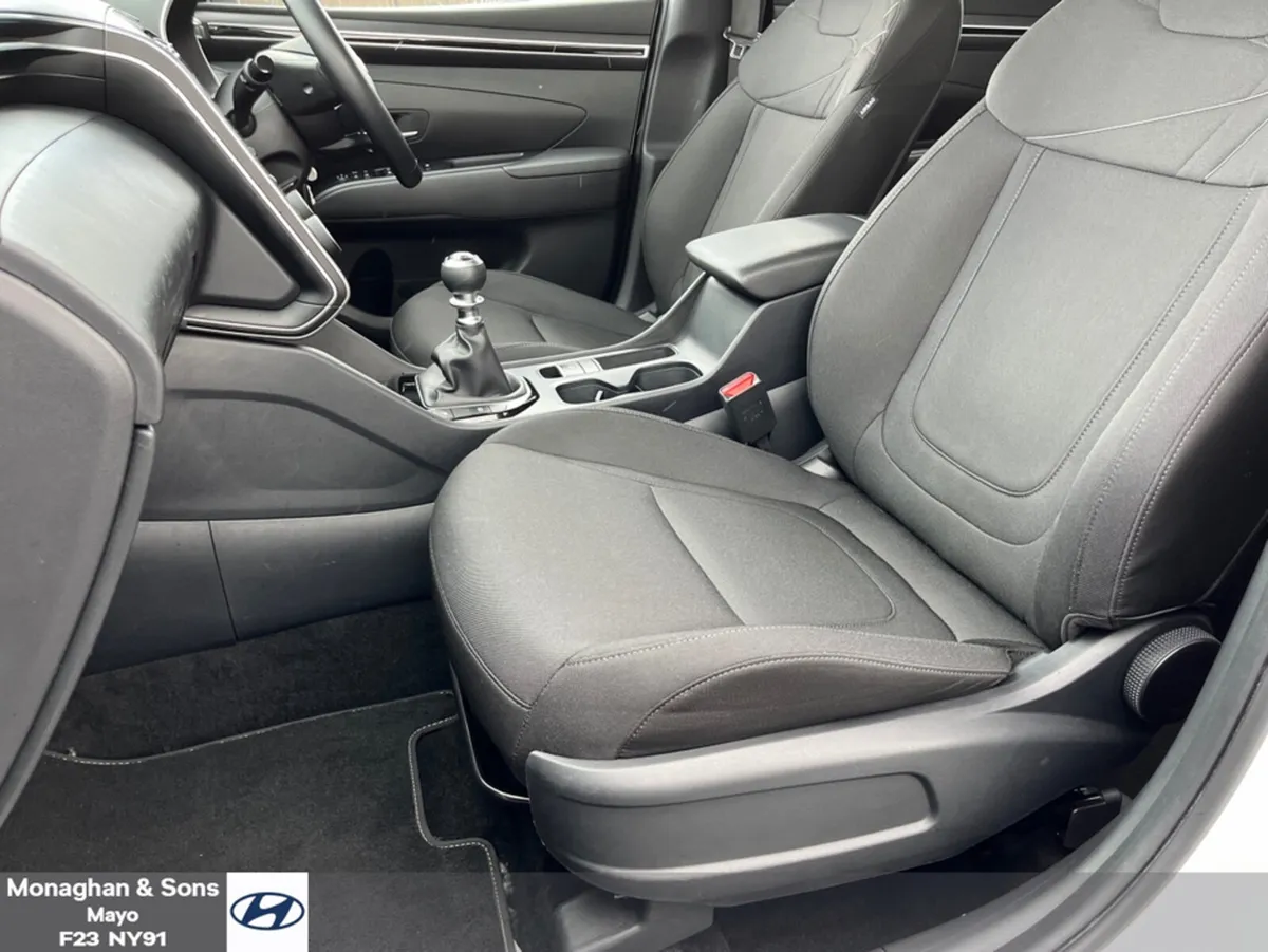 Hyundai Tucson COMFORT PLUS DIESEL 5DR - Image 4