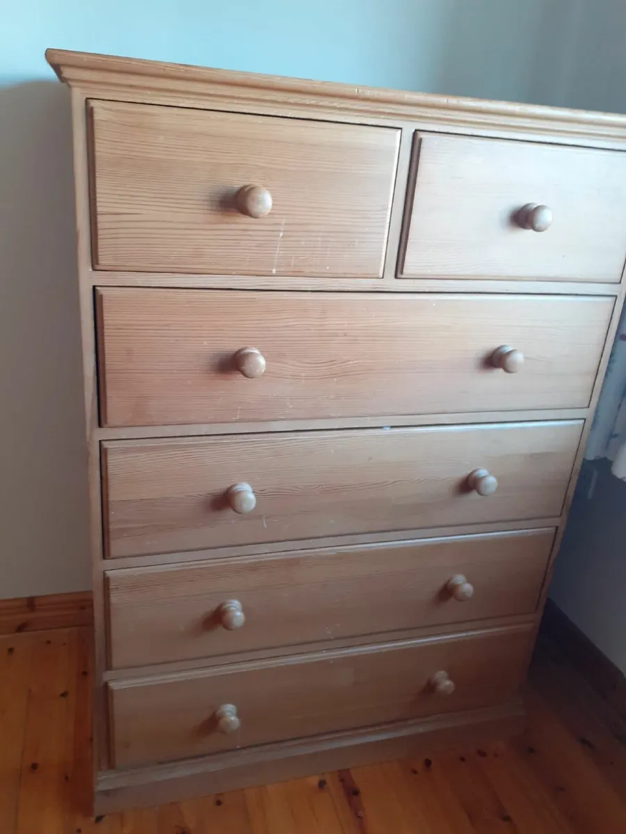 Pine Chest of Drawers - Image 1
