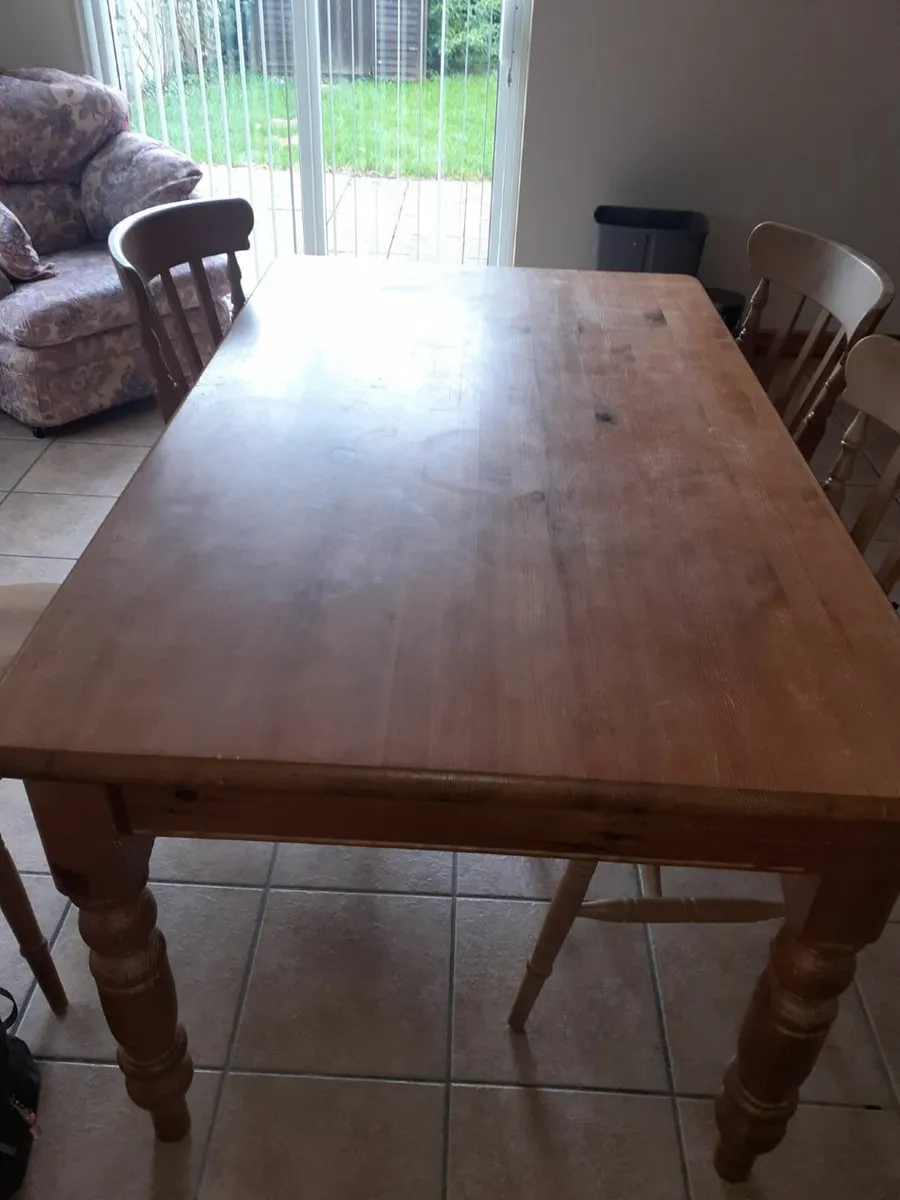 Pine Table and Chairs (4) - Image 2