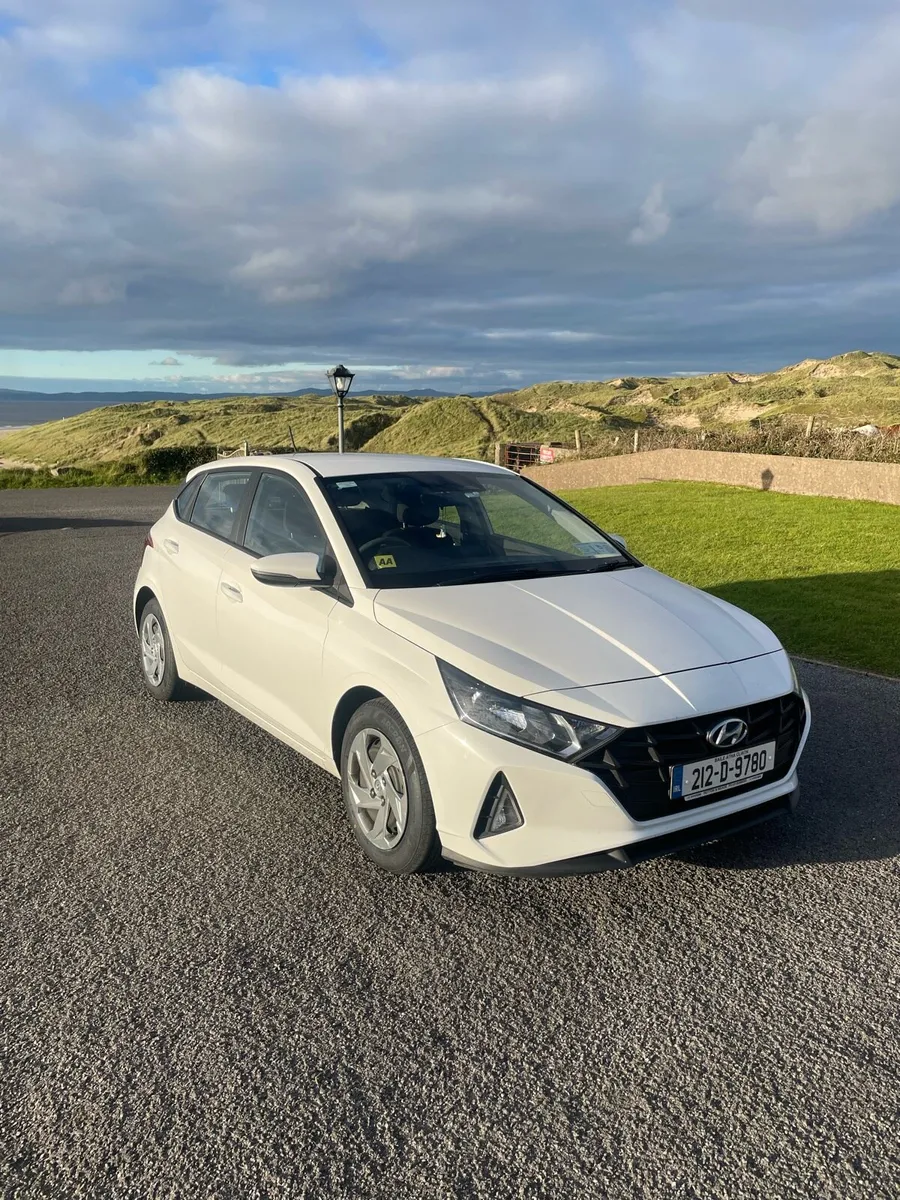 212 Hyundai i20 - Image 1