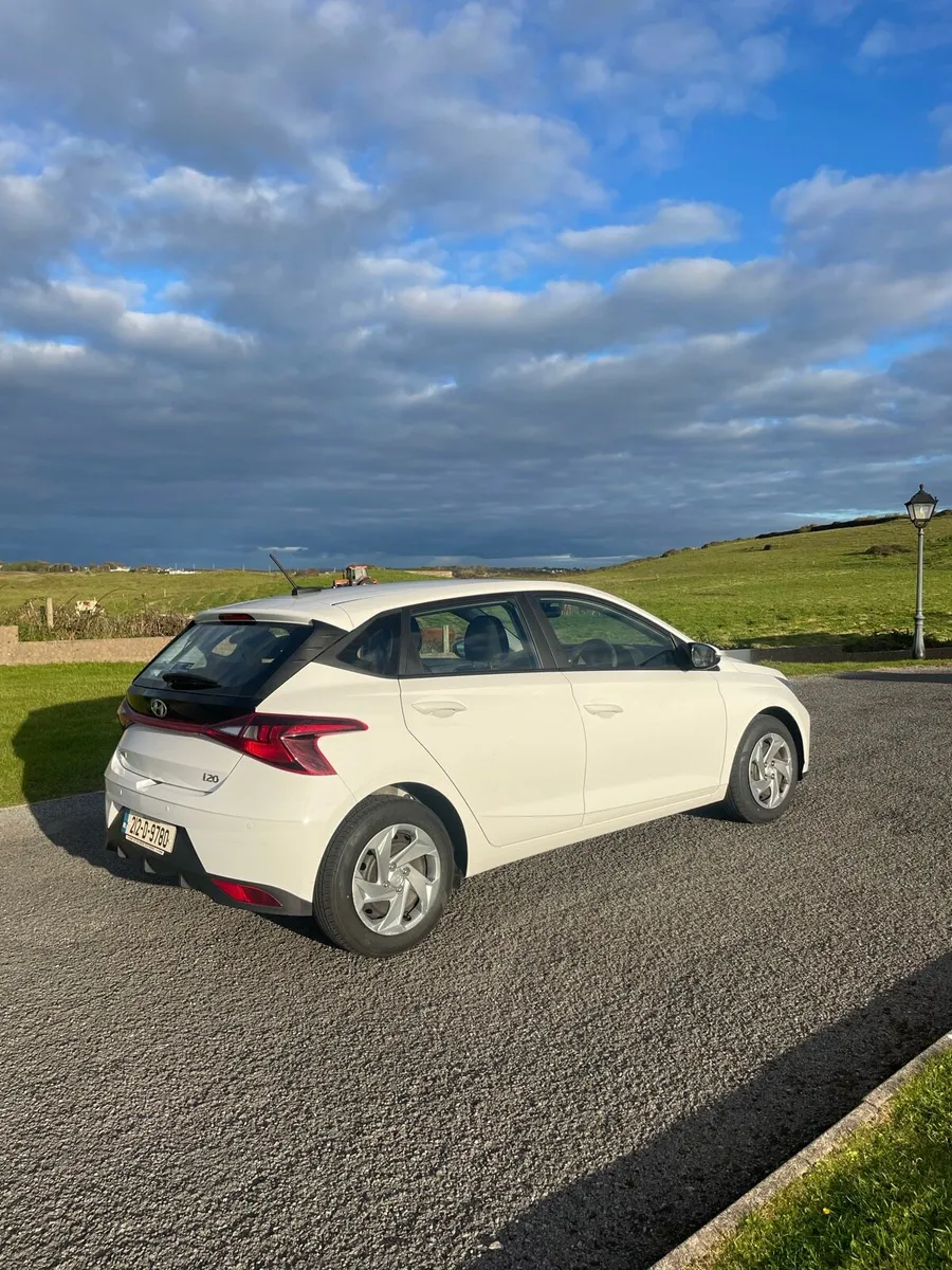 212 Hyundai i20 - Image 2