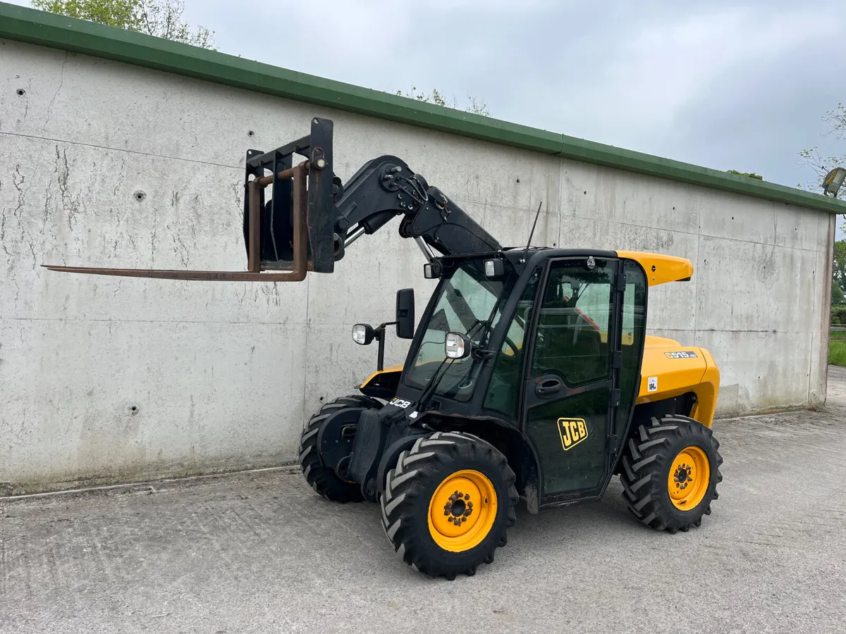 JCB 515-40 (Small Telehandler) - Image 1