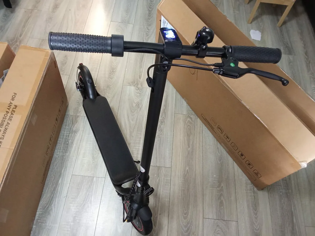 Electric scooter - Image 4