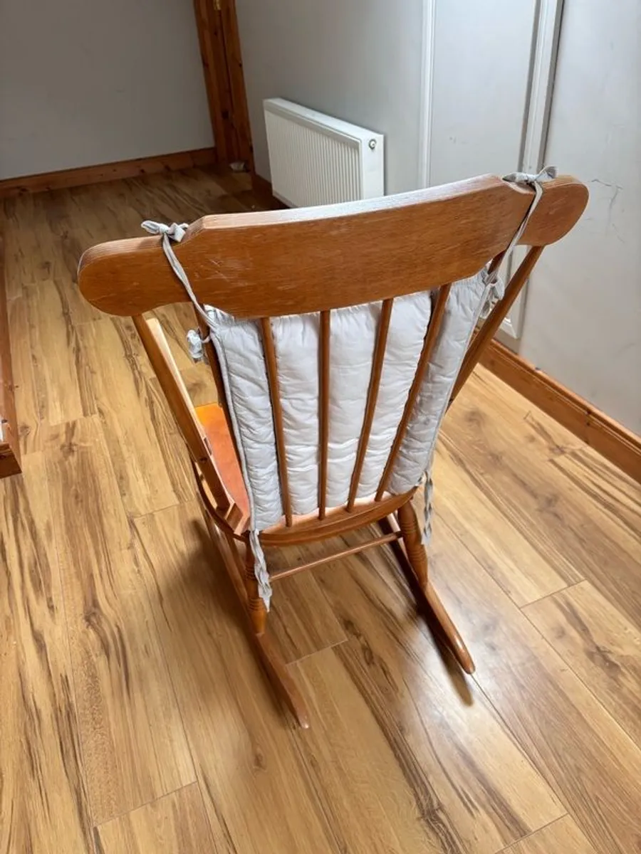 Rocking Chair - Image 4
