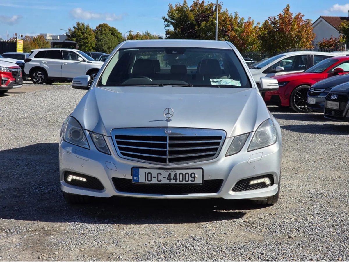 Mercedes-Benz E-Class 220 CDI BLUE EFFICIENCY AVAN - Image 4