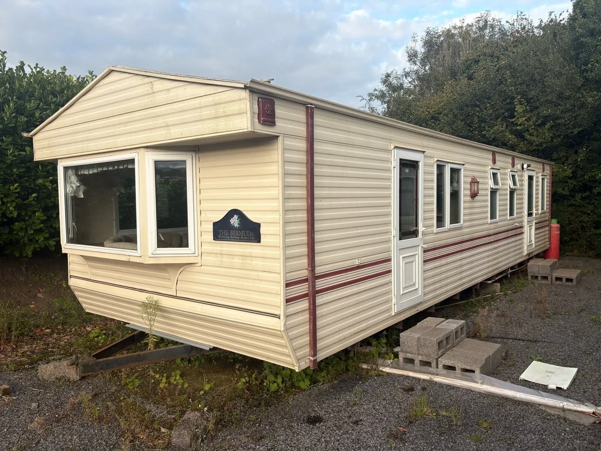 Mobile home - Image 1