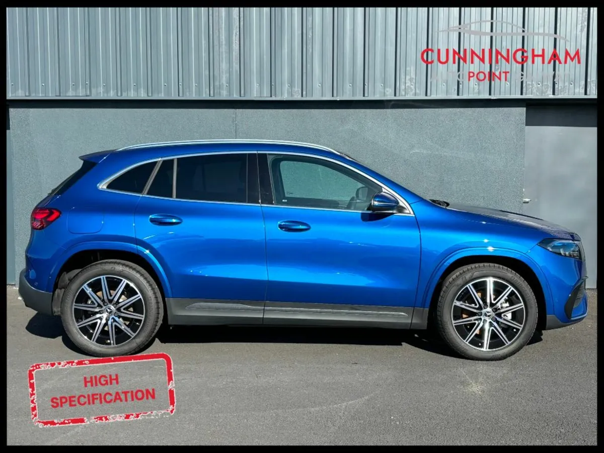 Mercedes-Benz EQA 250+ AMG LINE EXECUTIVE - Image 3