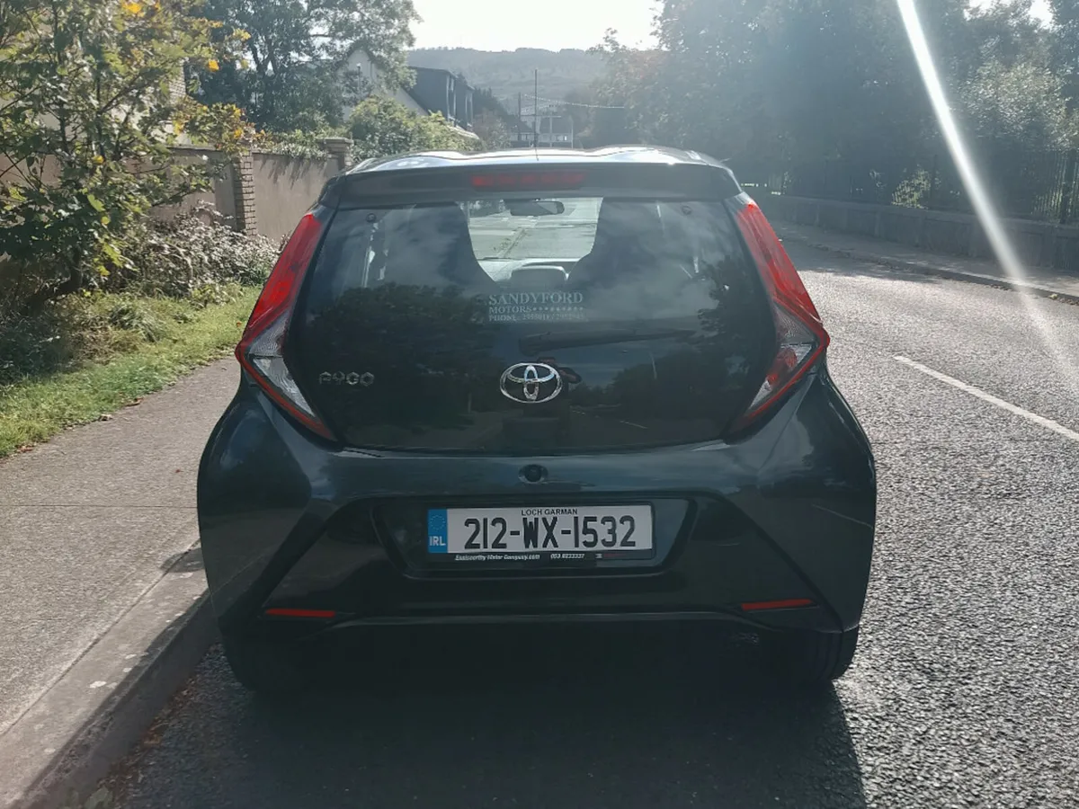 Toyota Aygo 1.0 Vvt-i X-play 71BHP 5DR - Image 4