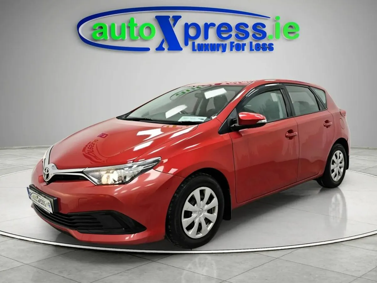 Toyota Auris 1.4d Terra - Image 3