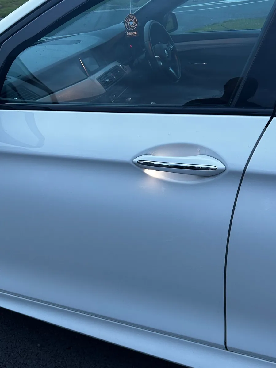 BMW 5-Series 2014 - Image 4