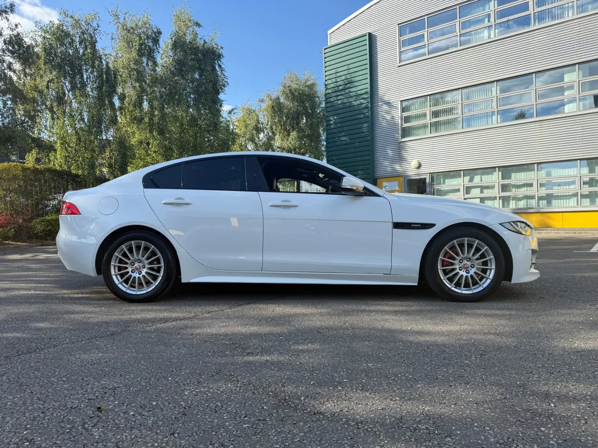 Jaguar XE 2.0D R-Sport - Image 3