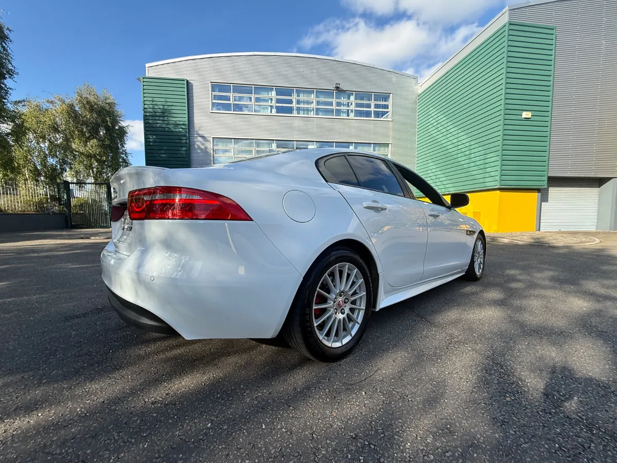 Jaguar XE 2.0D R-Sport - Image 4