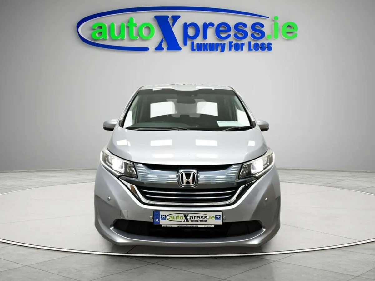 Honda Freed 1.5 HYBRID G SE Automatic, Reversing c - Image 3