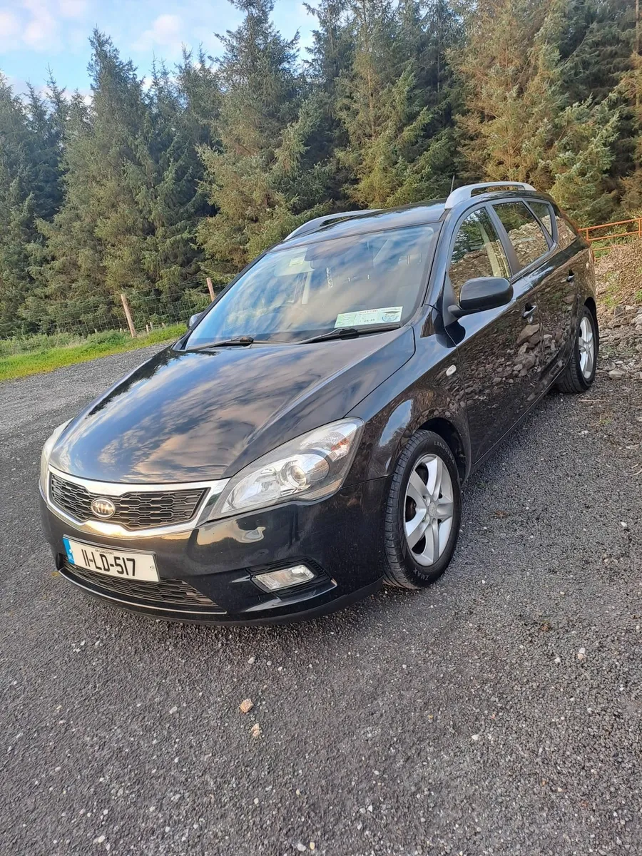 2011 Kia Ceed Estate - Black - 268,021km - Image 2