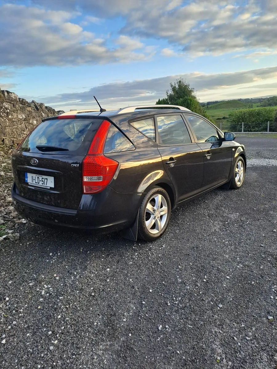 2011 Kia Ceed Estate - Black - 268,021km - Image 4