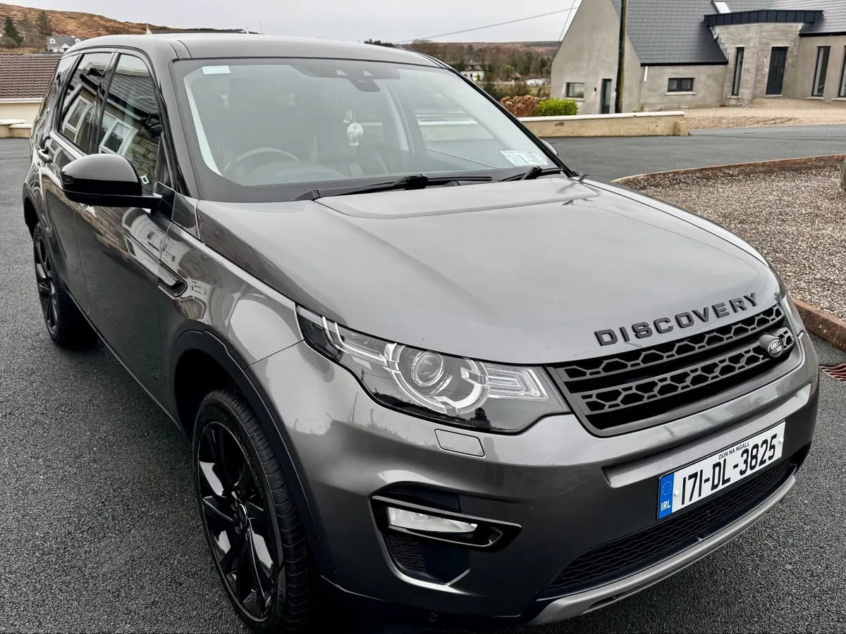 Land Rover Discovery Sport 2017 - Image 1