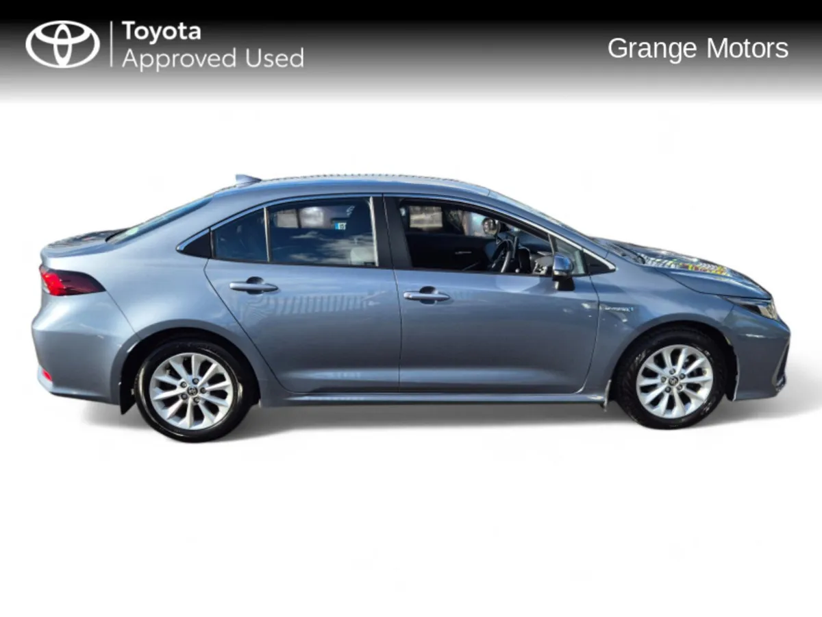 Toyota Corolla 1.8 HYBRID LUNA SALOON**GENUINE LOW - Image 4