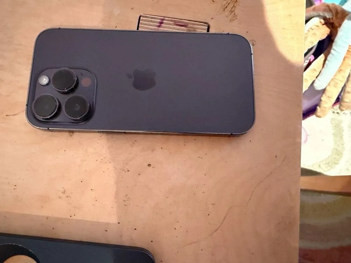 iPhone 14 Pro - Image 3