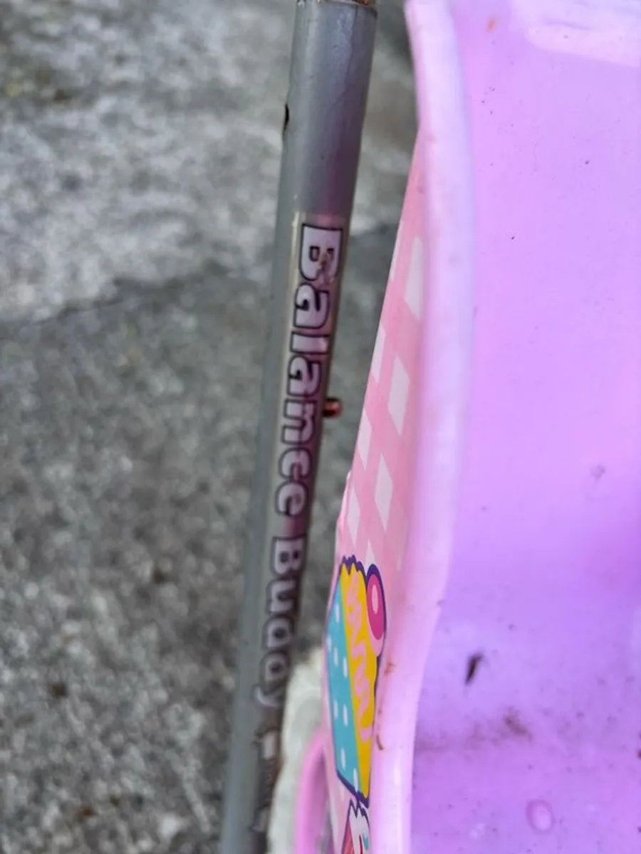 Kids bike for sale - Image 4