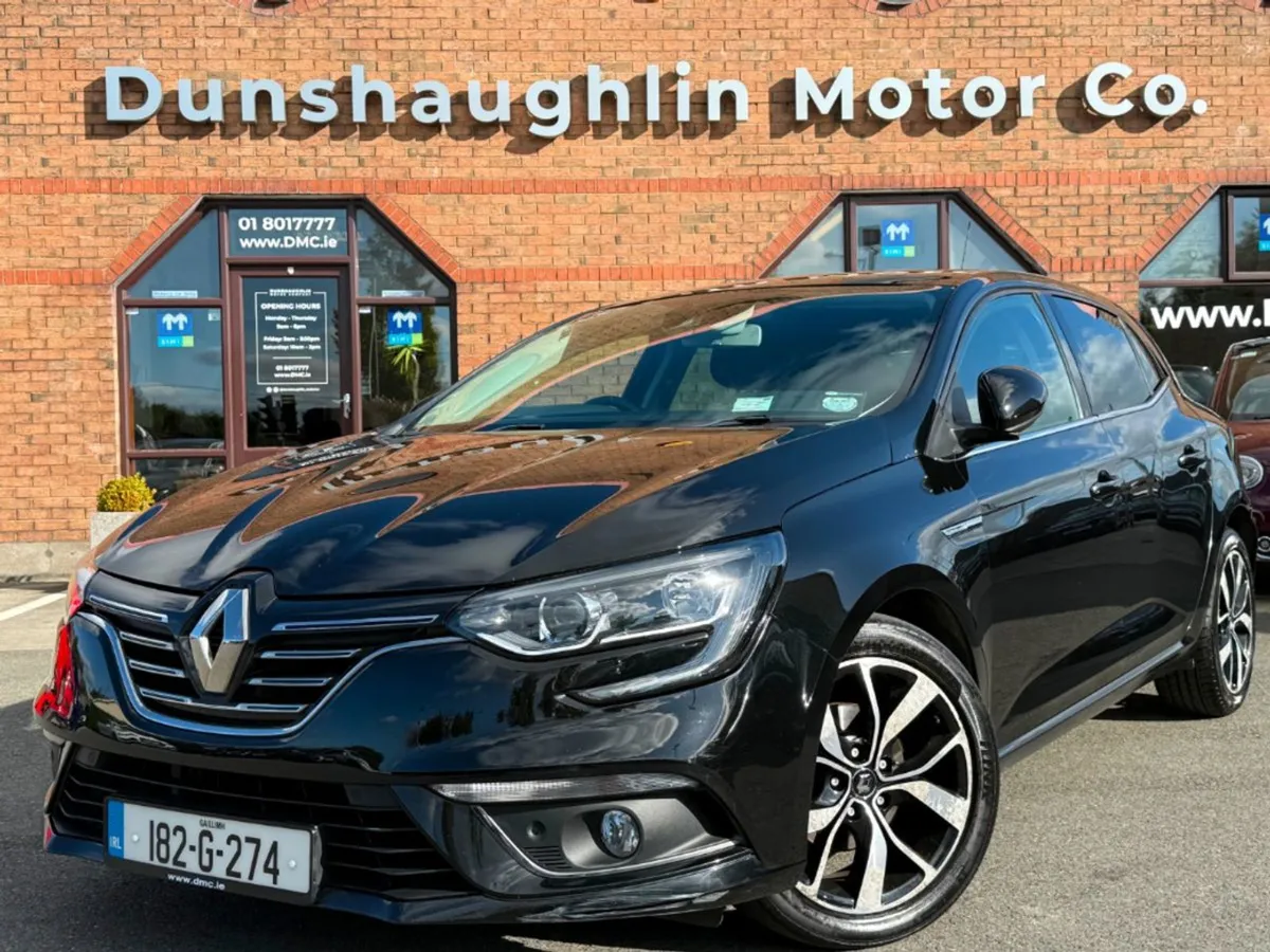Renault Megane Dynamique S NAV DCI 110 5DR  high - Image 1