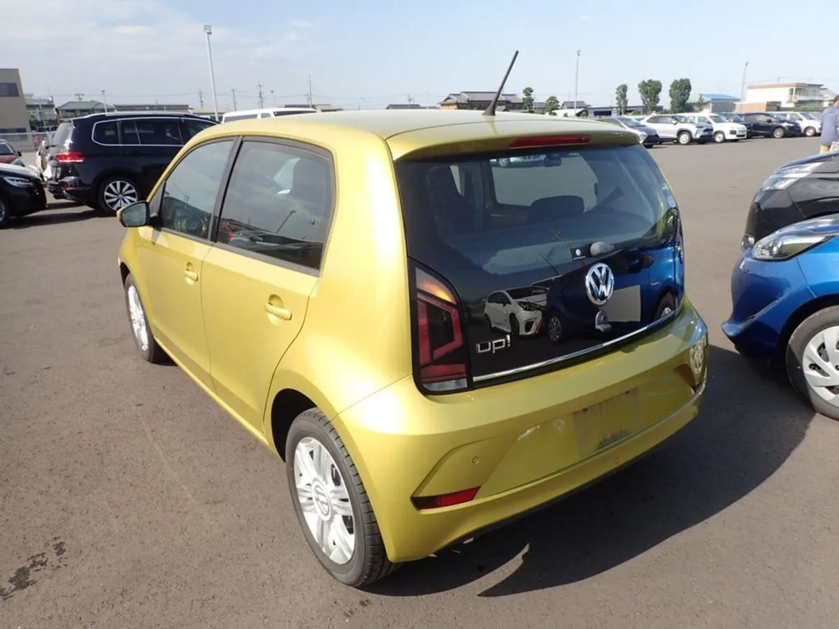 Volkswagen Up! Automatic 1.0 5DR H/B - Image 3