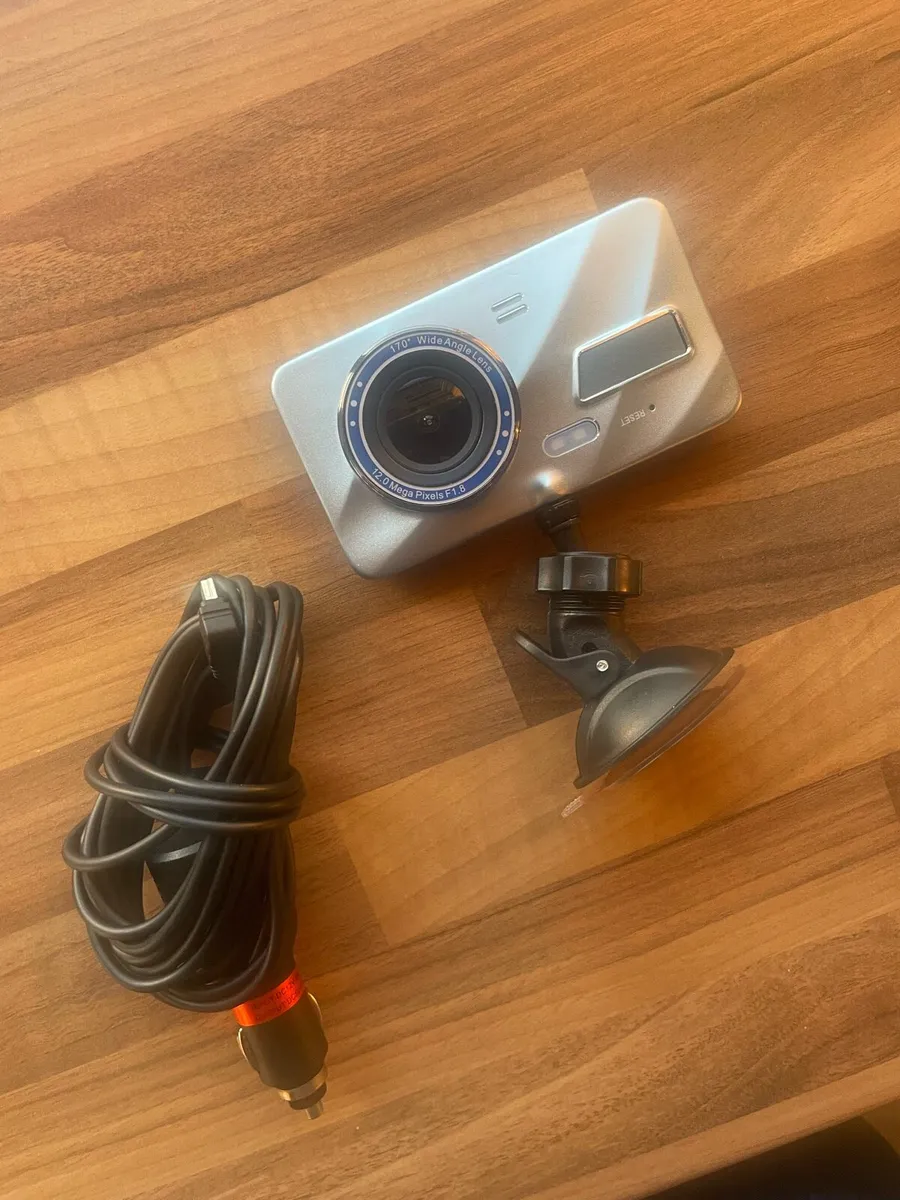Dash camera - Image 1