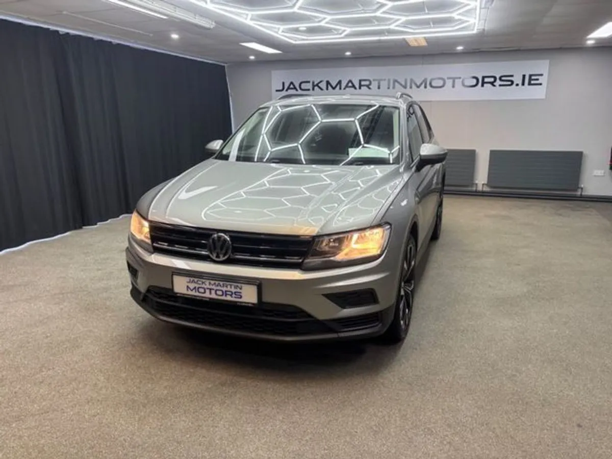 Volkswagen Tiguan SE R Line Alloys TDI - Image 3