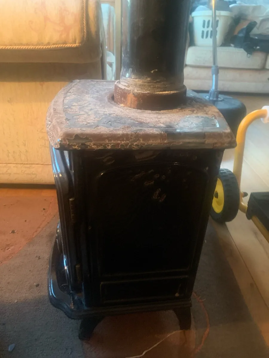 Stanley stove - Image 4