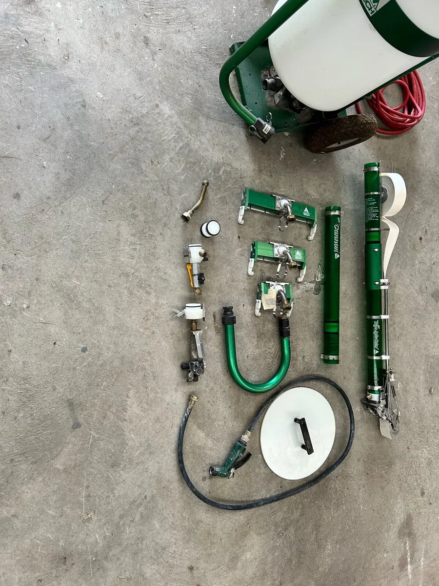 Air powered drywall system for taping and jointing - Image 1