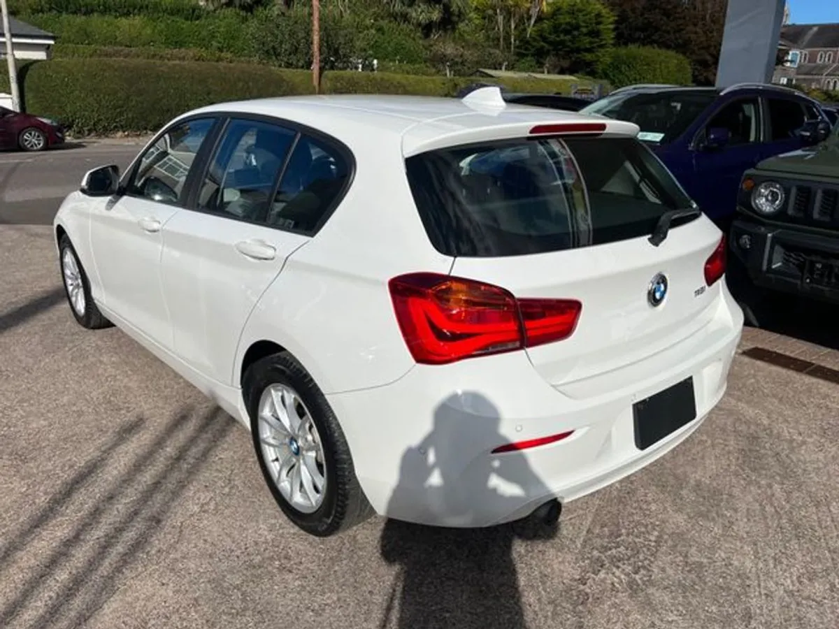 BMW 1 Series 118i - Image 4