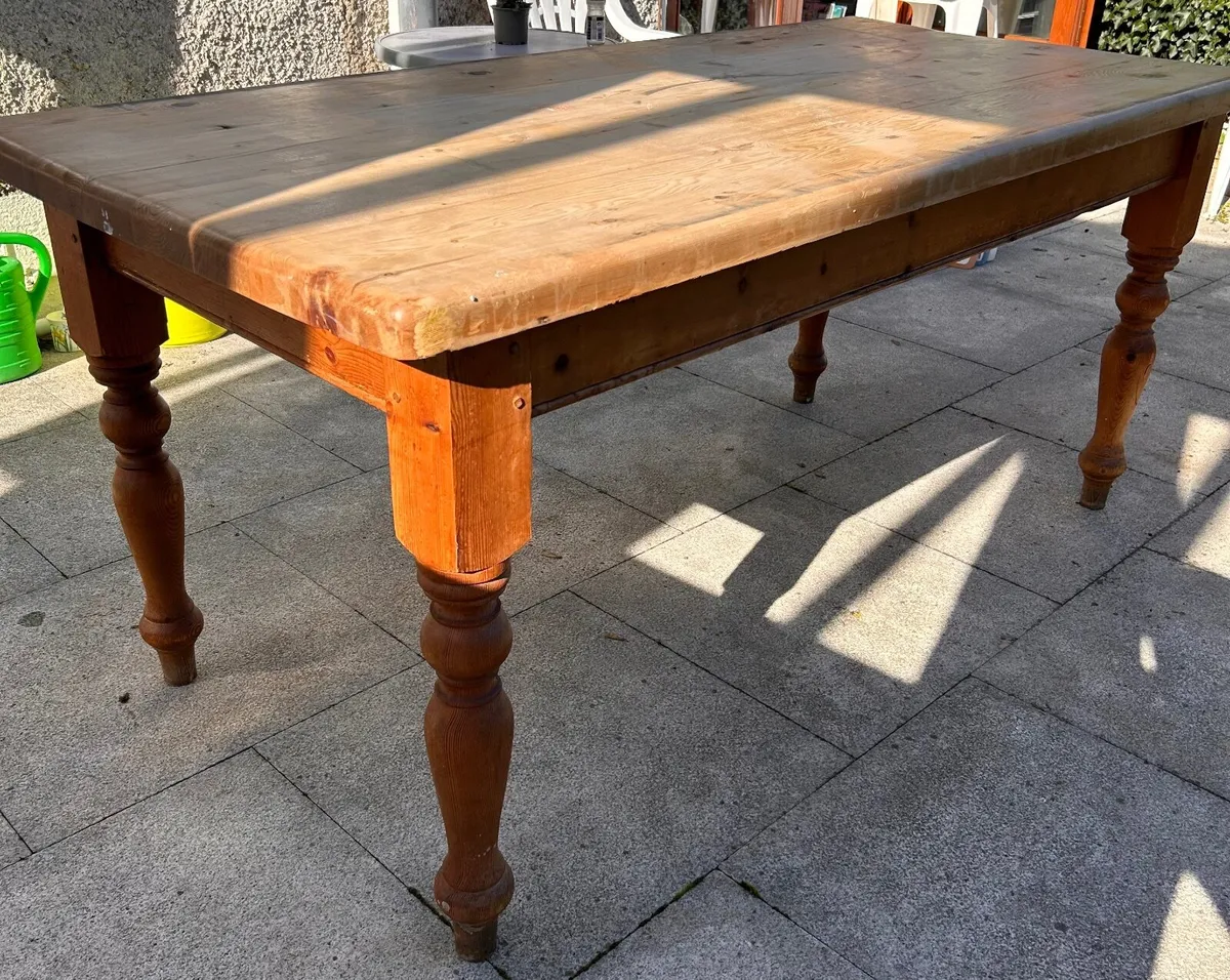 solid wood table - Image 4