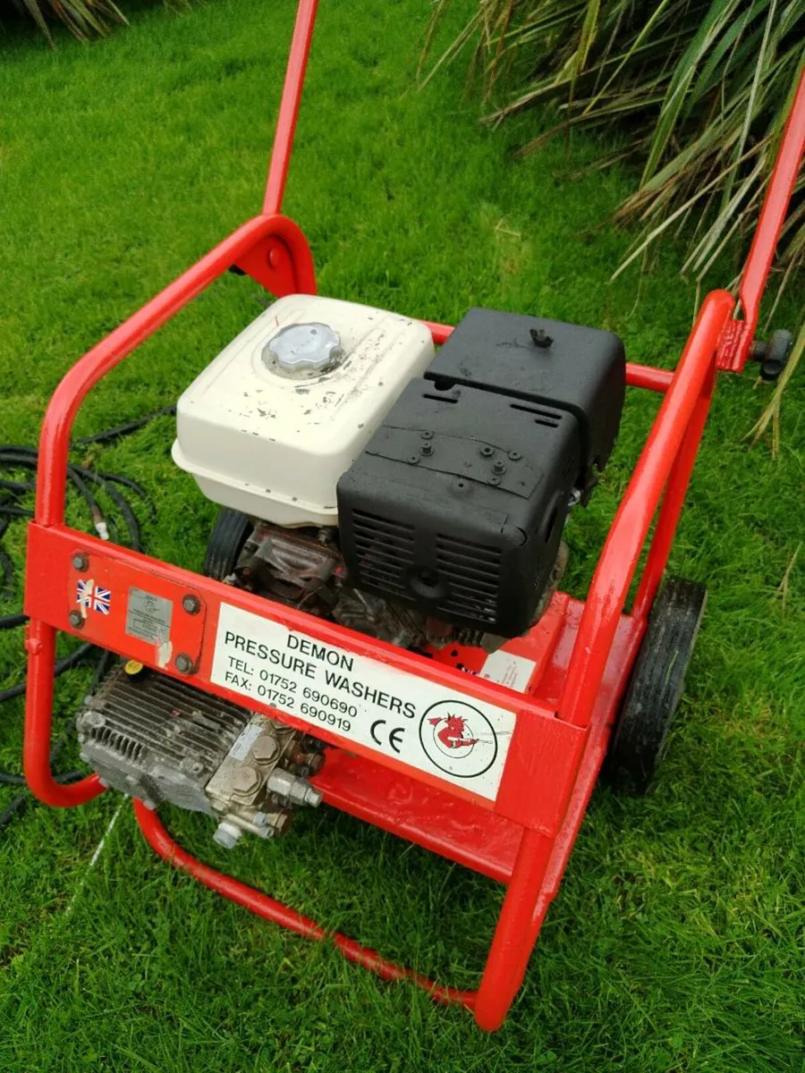 Power washer - Image 2
