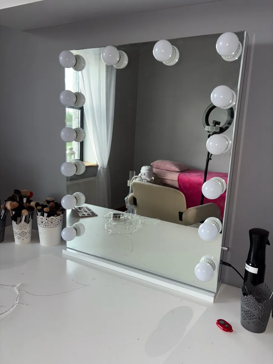 Hollywood mirror - Image 3