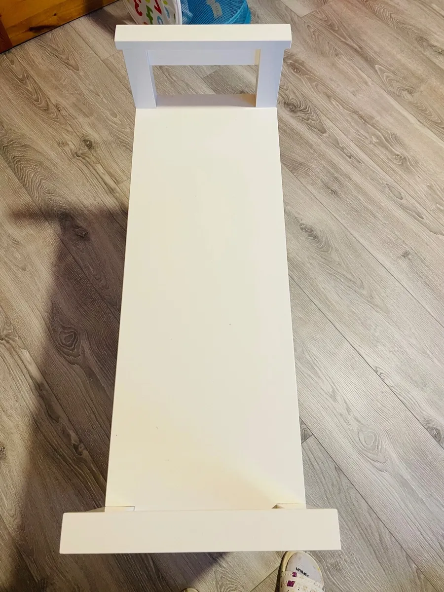 Timber seat with shoe storage - Image 3