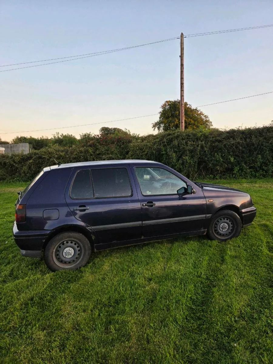 1997 Volkswagen Golf 1.4 - Image 2