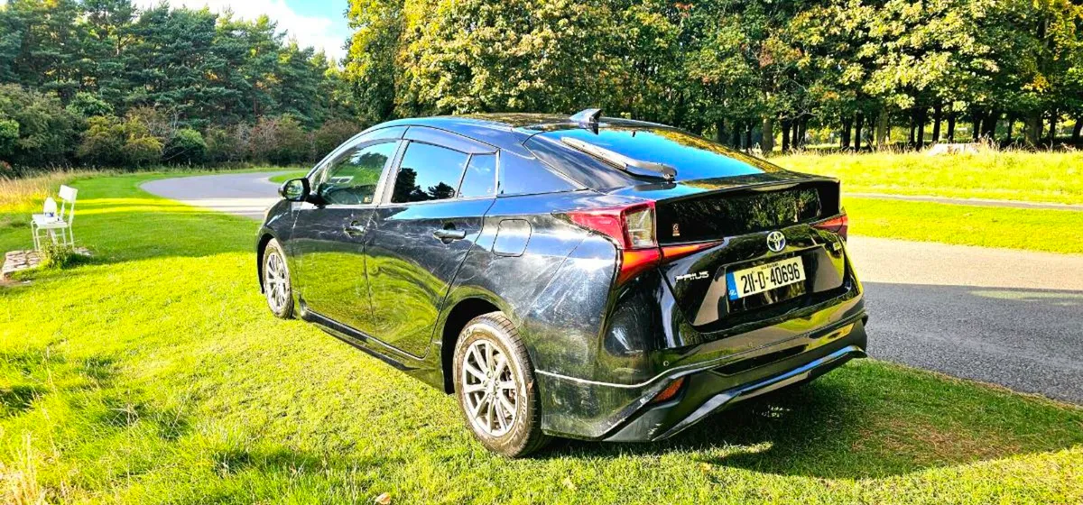 Toyota prius 1.8  2021 hybrid + Patrol 91277 kM - Image 4